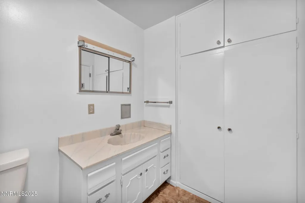 307 California Yerington NV 89447