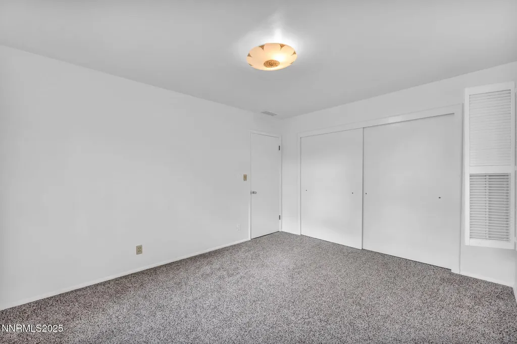 307 California Yerington NV 89447