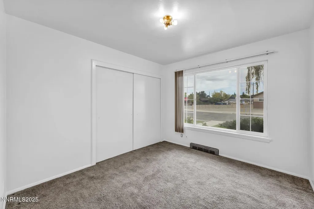 307 California Yerington NV 89447