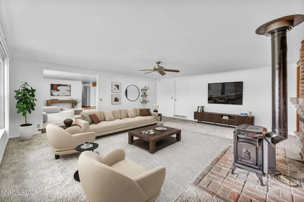 307 California Yerington NV 89447