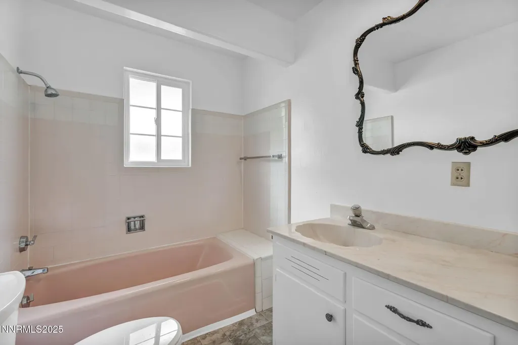 307 California Yerington NV 89447