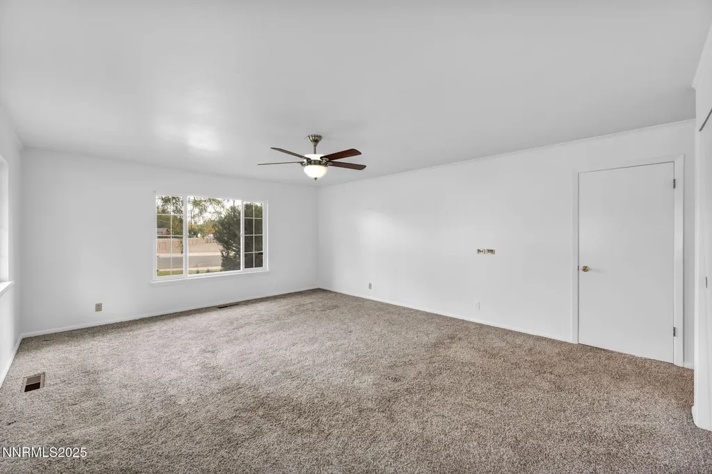 307 California Yerington NV 89447