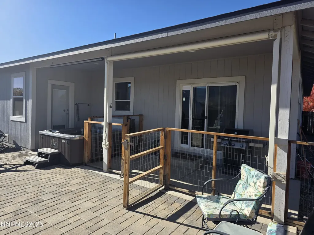 1145 Cheatgrass Dayton NV 89403