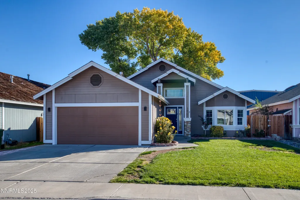 1077 Deena Fallon NV 89406