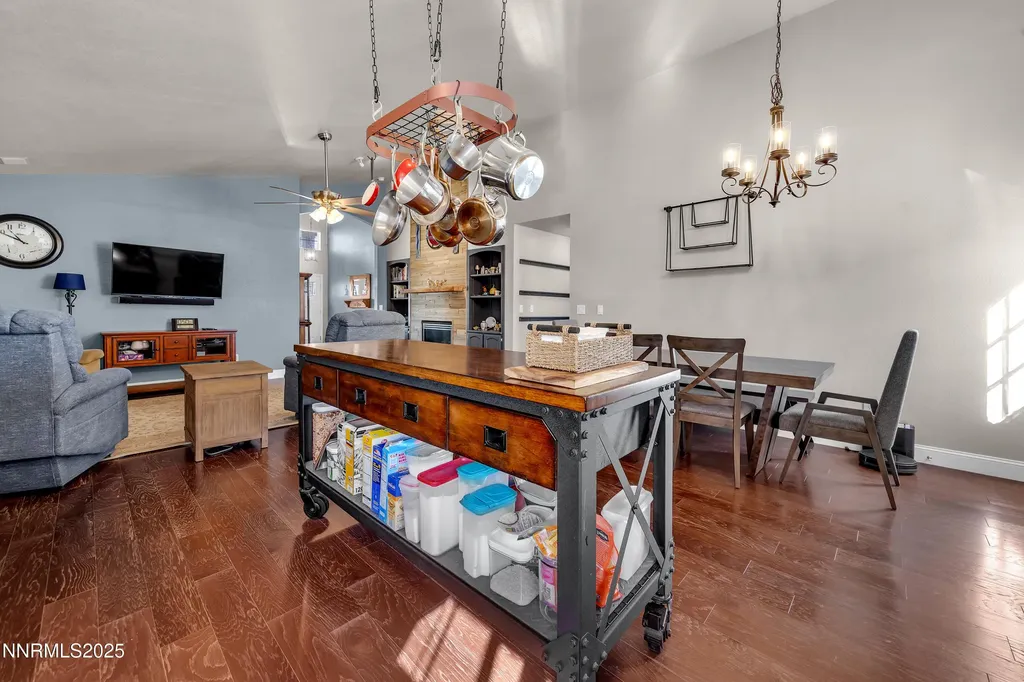 1077 Deena Fallon NV 89406