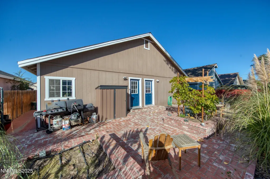 1077 Deena Fallon NV 89406