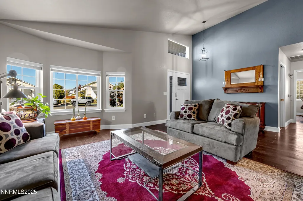 1077 Deena Fallon NV 89406