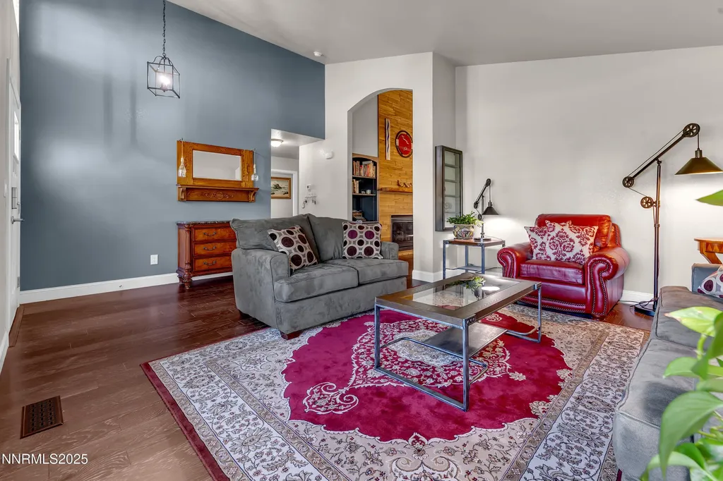 1077 Deena Fallon NV 89406