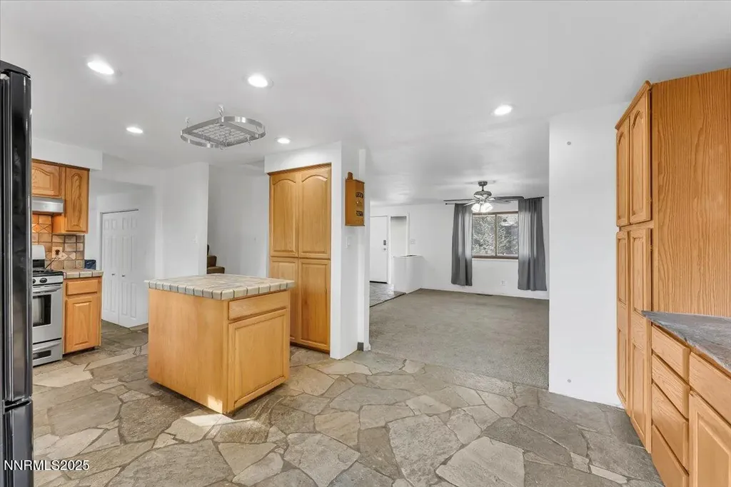 7300 Gemstone Reno NV 89511
