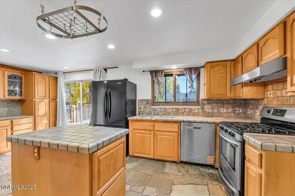 7300 Gemstone Reno NV 89511