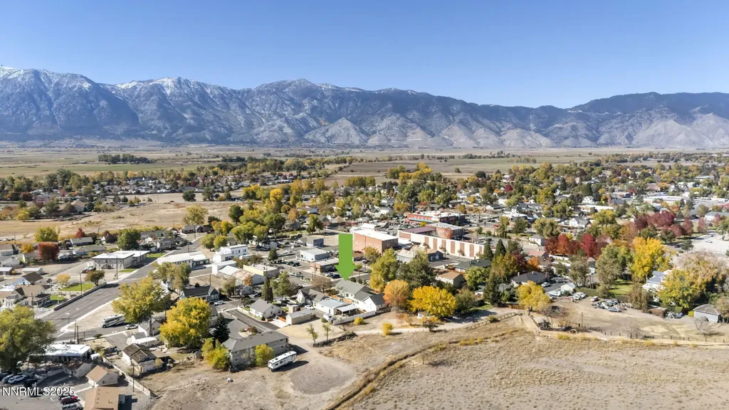1421 Mission Gardnerville NV 89410