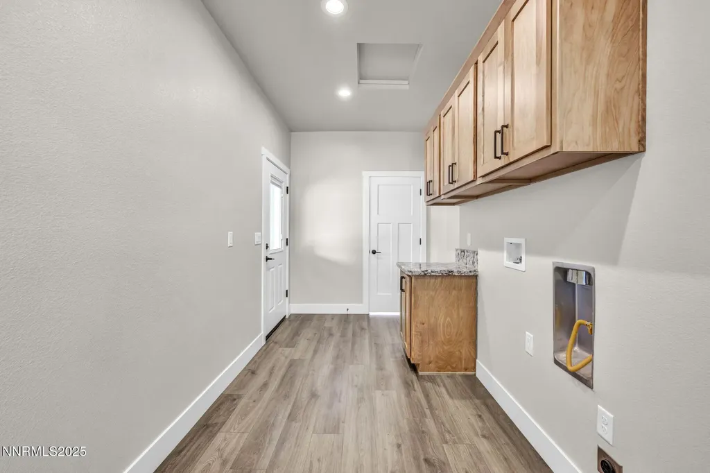 1421 Mission Gardnerville NV 89410