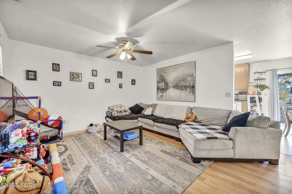 1421 Mission Gardnerville NV 89410