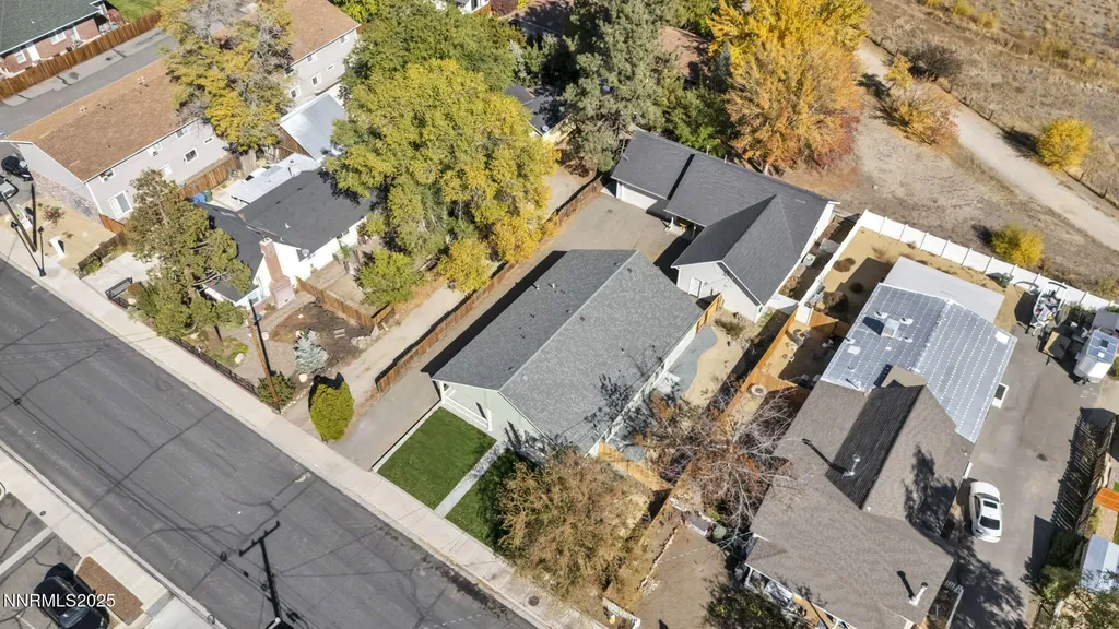 1421 Mission Gardnerville NV 89410