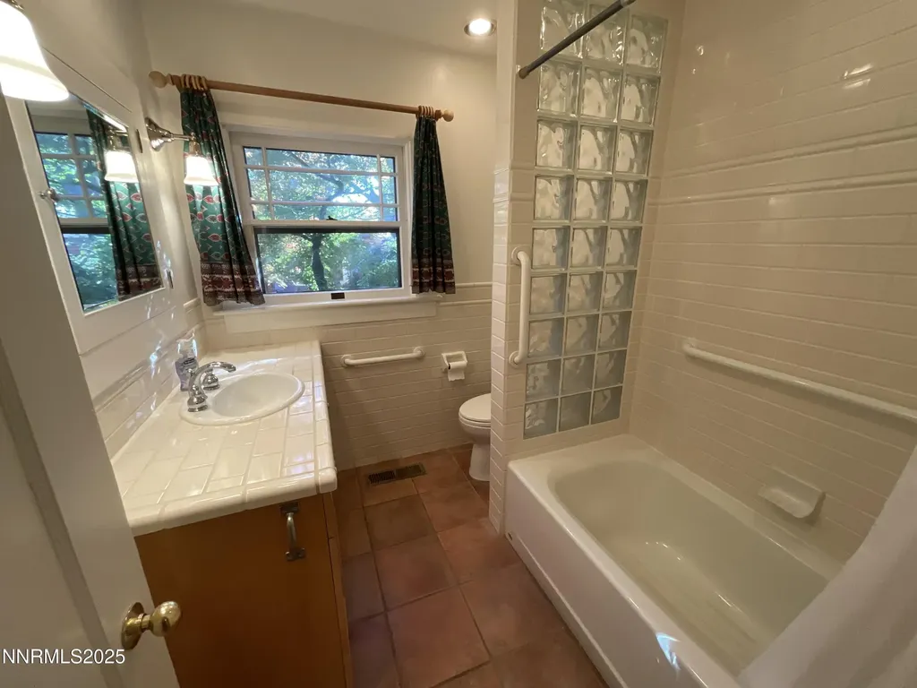 619 Marsh Reno NV 89509