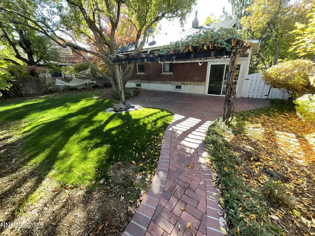 619 Marsh Reno NV 89509