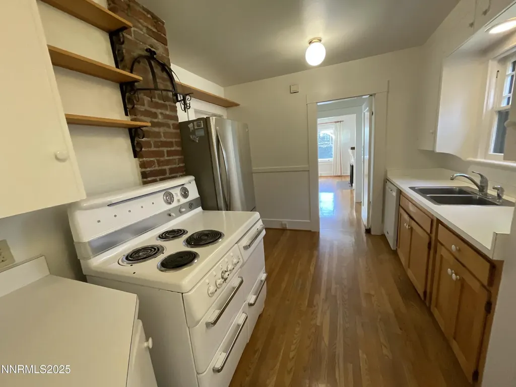 619 Marsh Reno NV 89509