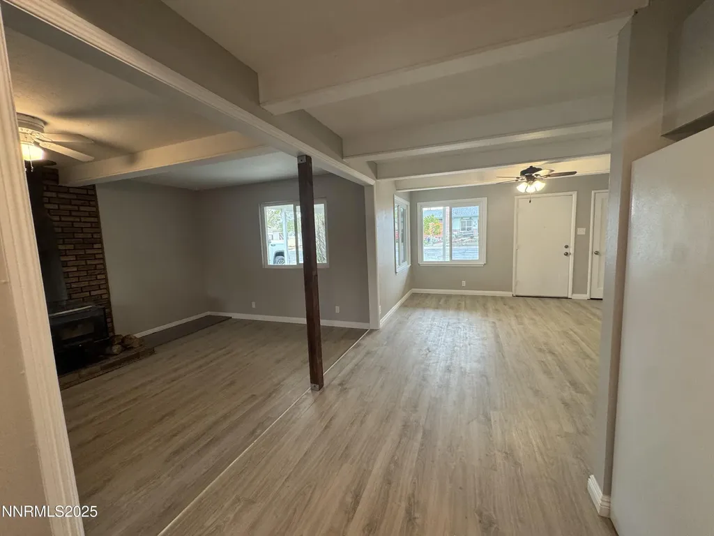 125 English Hawthorne NV 89415