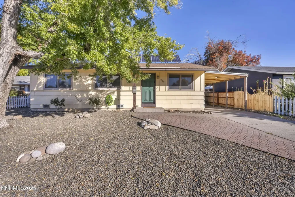 1780 Greenbrae Sparks NV 89431