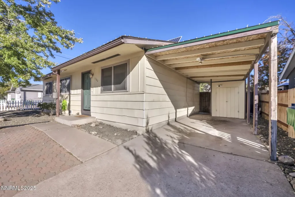 1780 Greenbrae Sparks NV 89431