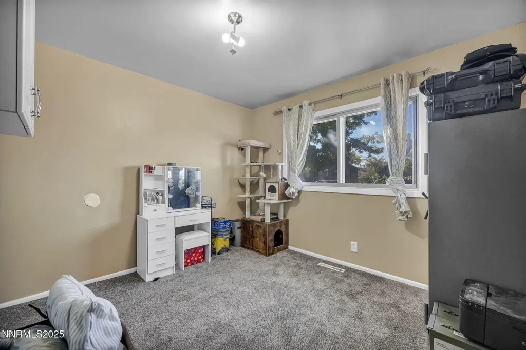 1780 Greenbrae Sparks NV 89431