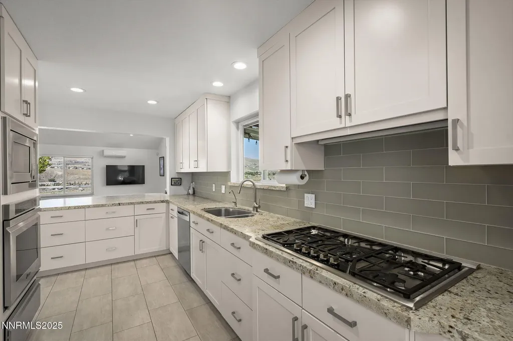 2885 Erminia Reno NV 89523