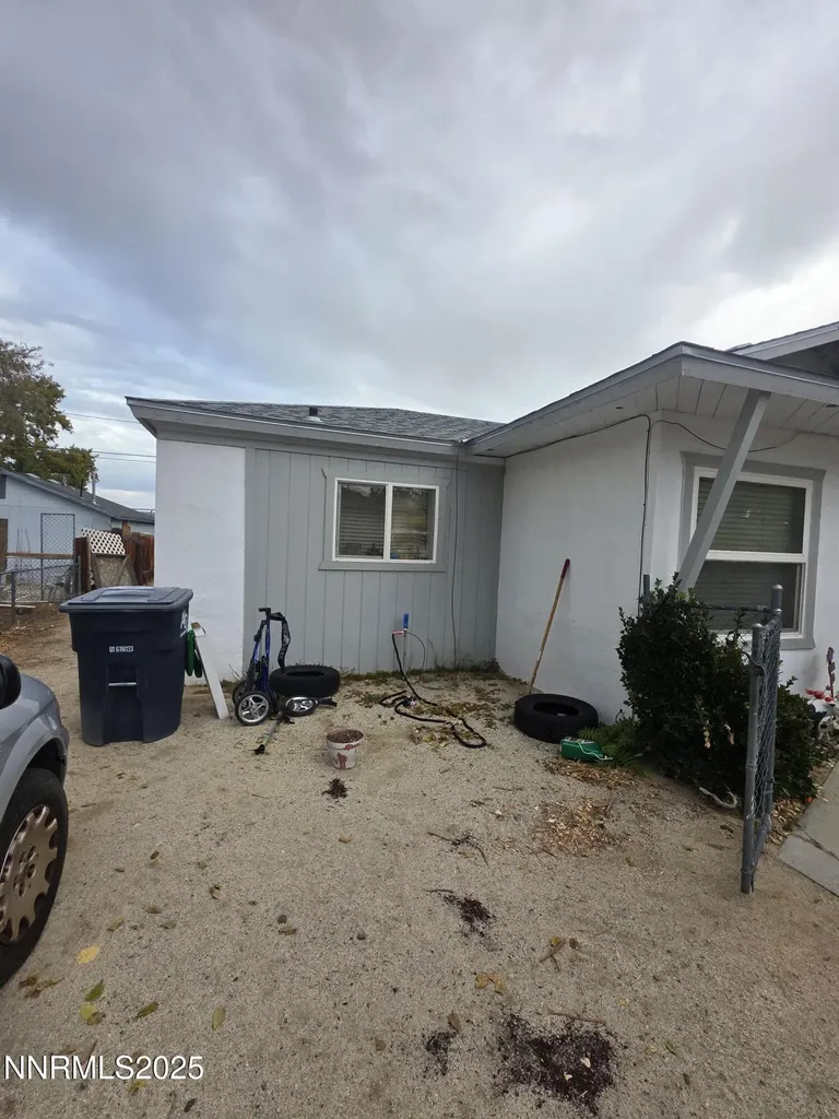 107 English Hawthorne NV 89415