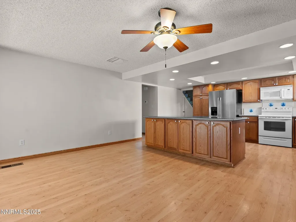 2541 Brentwood Carson City NV 89701