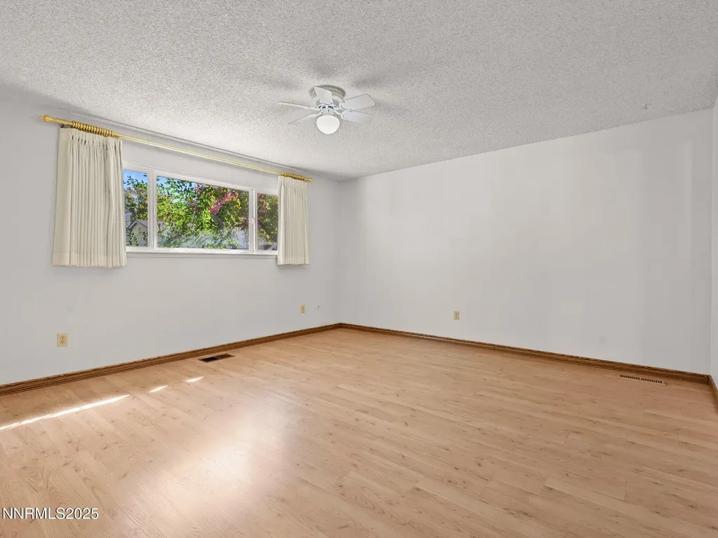 2541 Brentwood Carson City NV 89701