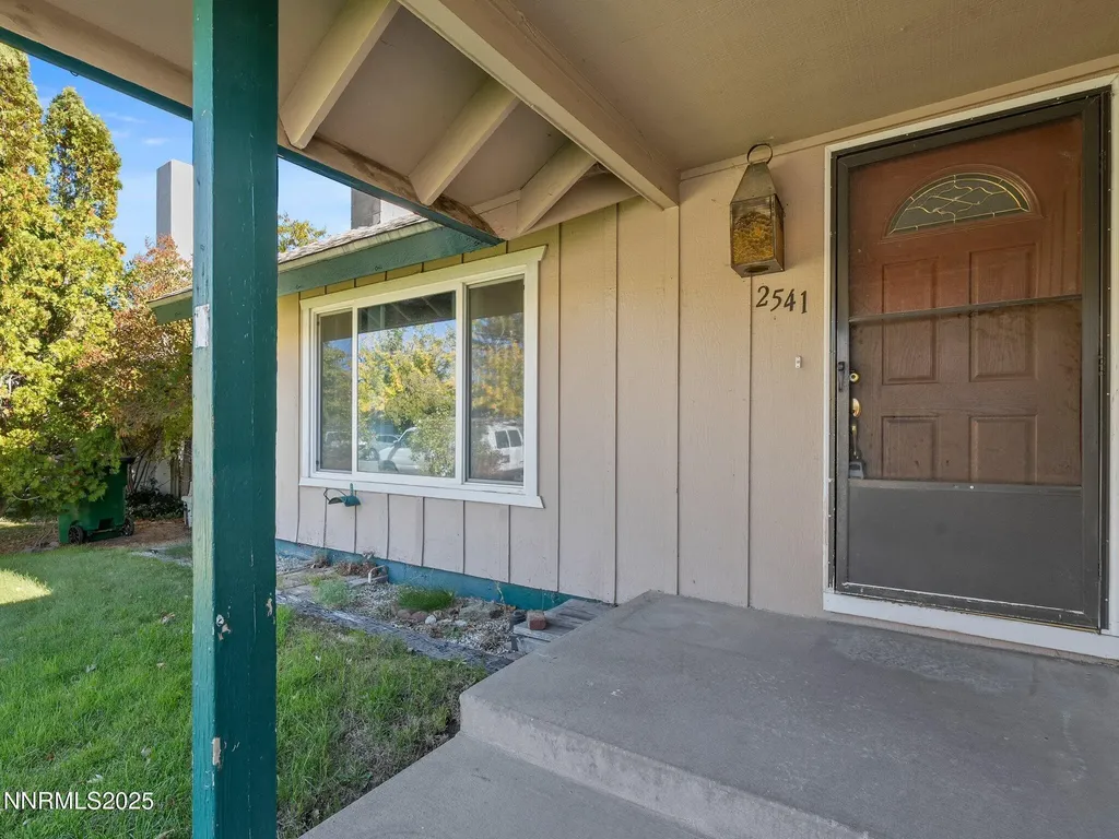 2541 Brentwood Carson City NV 89701