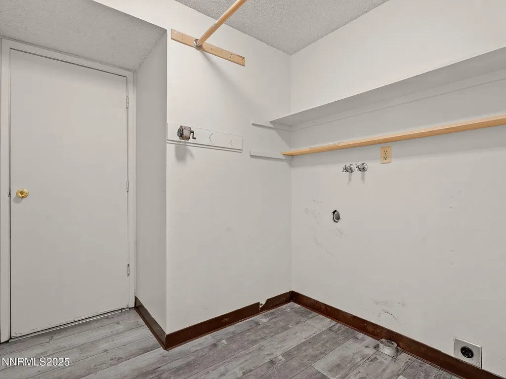 2541 Brentwood Carson City NV 89701