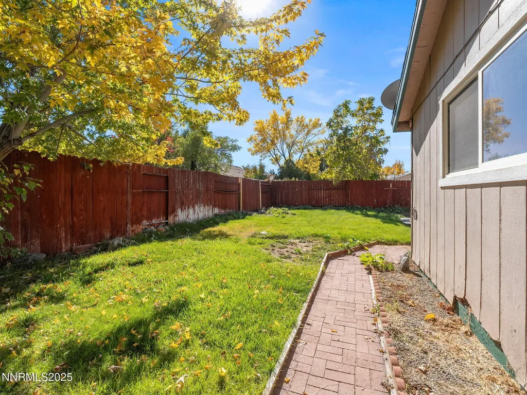 2541 Brentwood Carson City NV 89701