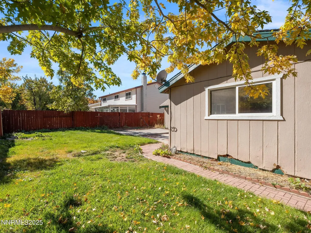2541 Brentwood Carson City NV 89701