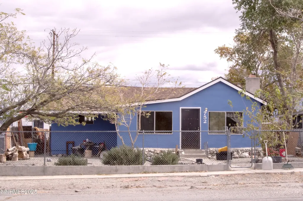 752 D Hawthorne NV 89415