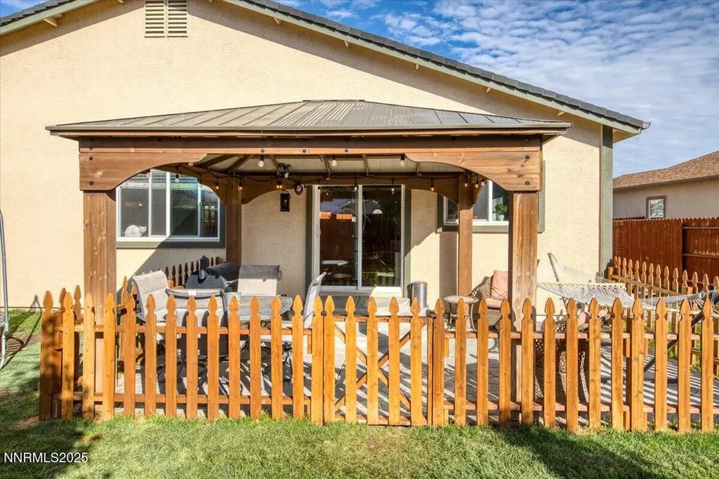 18828 Trinity Range Reno NV 89508
