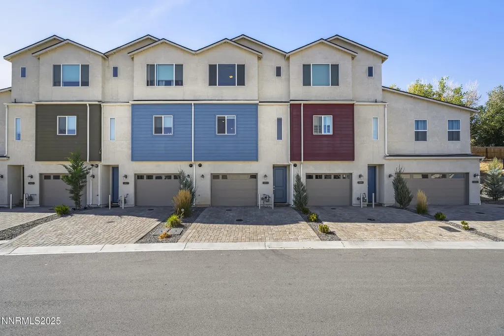5013 Cavestone Sun Valley NV 89433