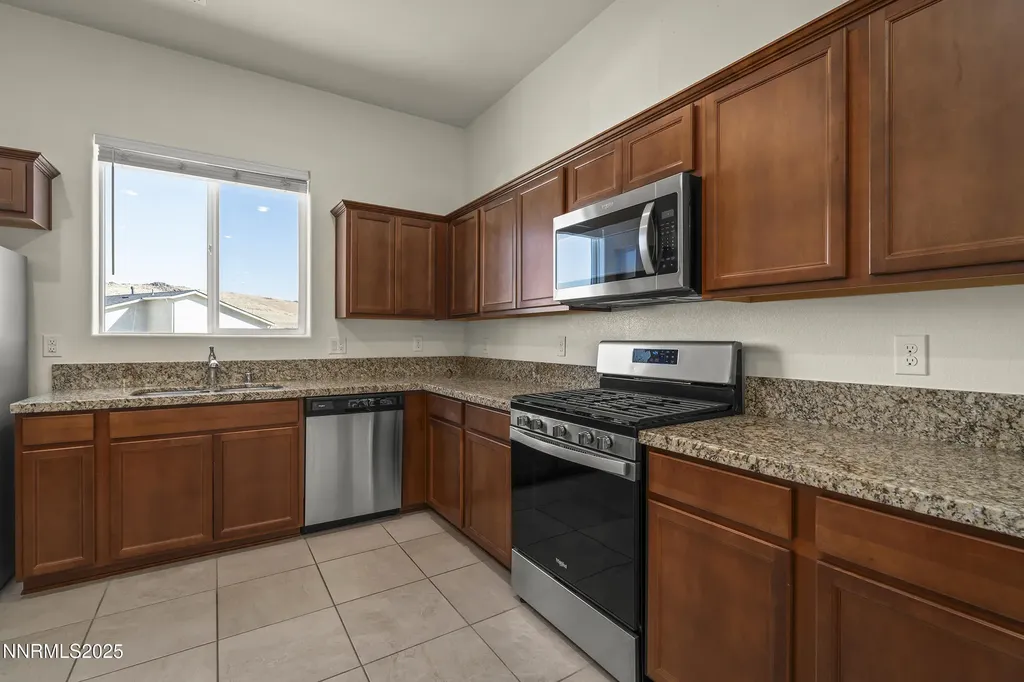 5013 Cavestone Sun Valley NV 89433
