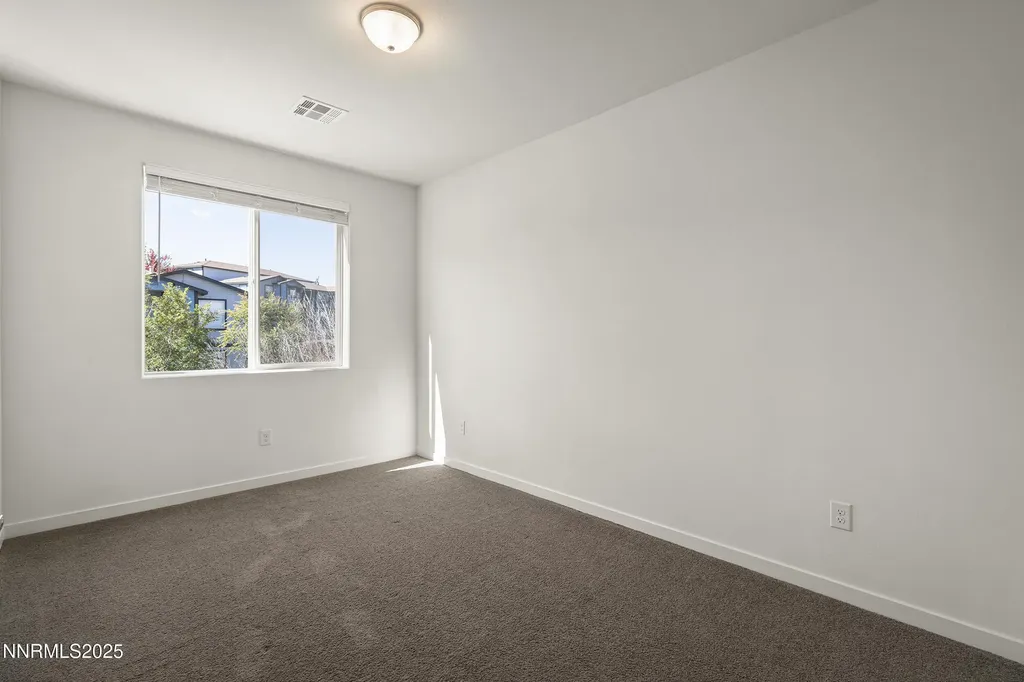 5013 Cavestone Sun Valley NV 89433