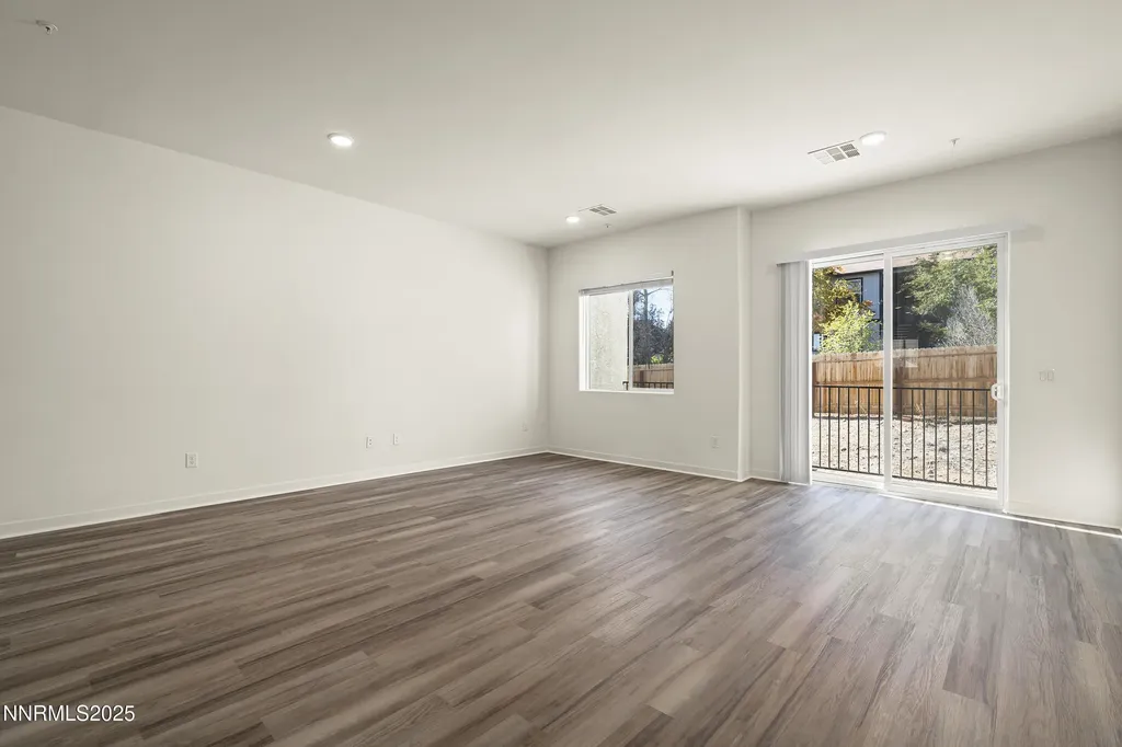 5013 Cavestone Sun Valley NV 89433