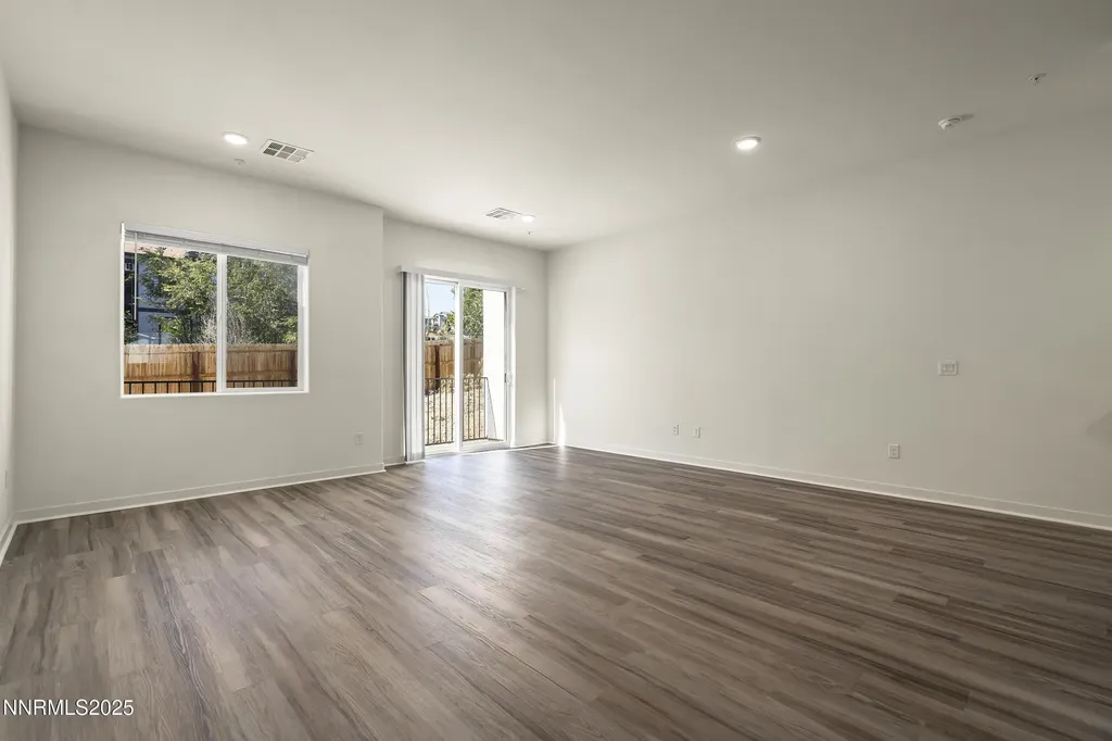 5013 Cavestone Sun Valley NV 89433