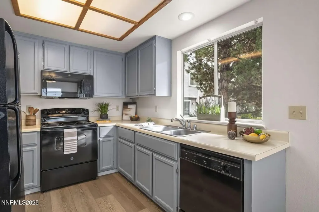 7530 Whimbleton Reno NV 89511