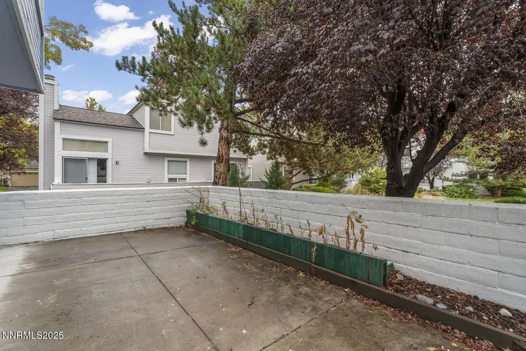 7530 Whimbleton Reno NV 89511