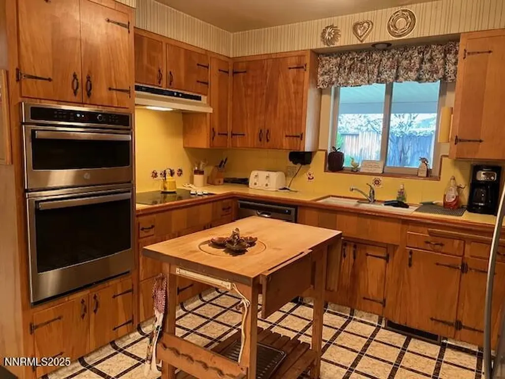 1365 Marsh Reno NV 89509