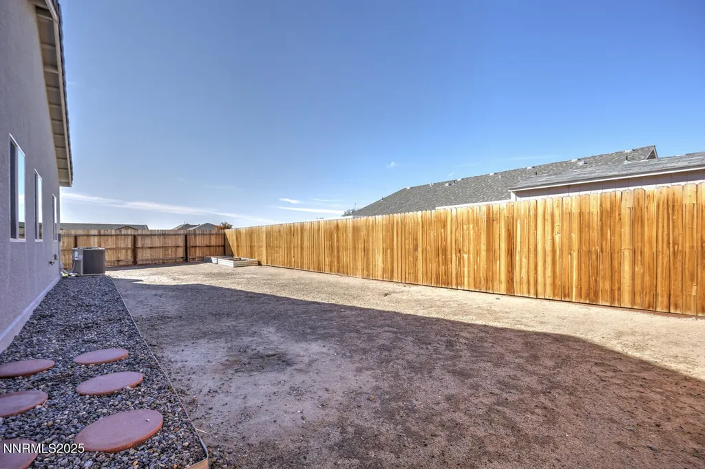 775 Karry Fallon NV 89406