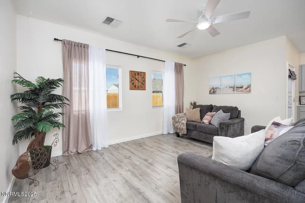 775 Karry Fallon NV 89406