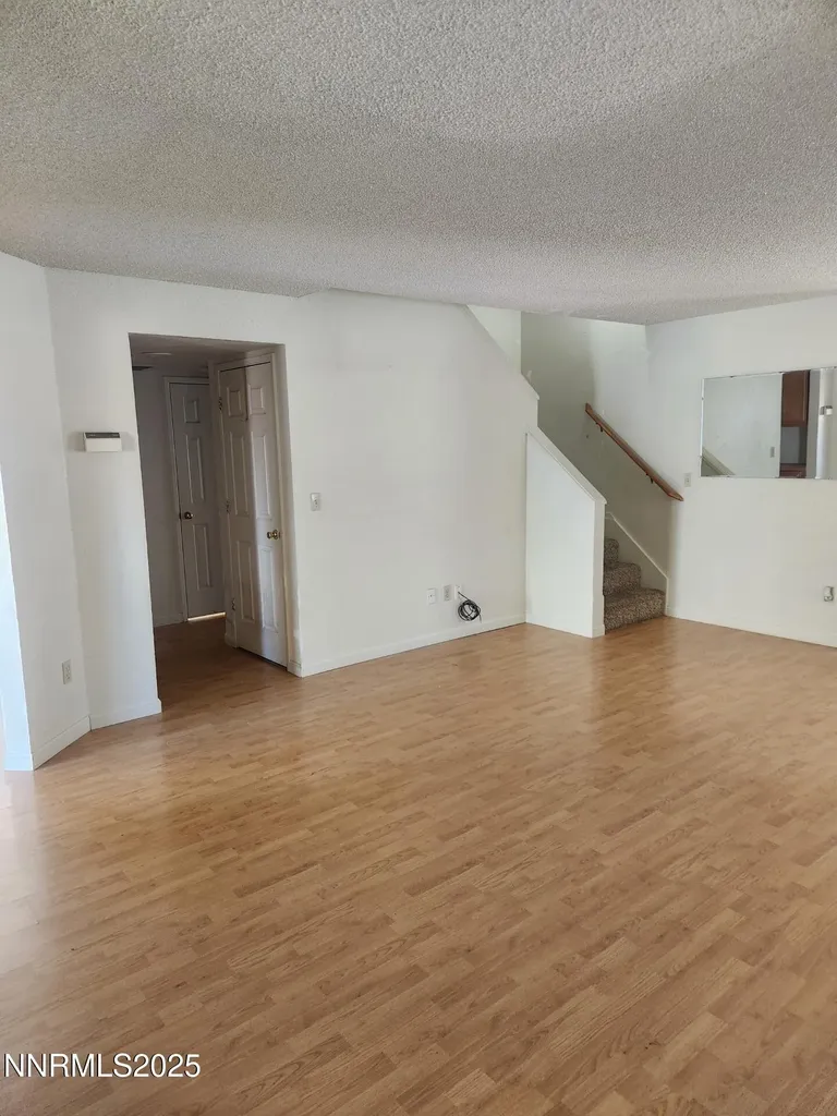 7663 Crystal Shores Reno NV 89506