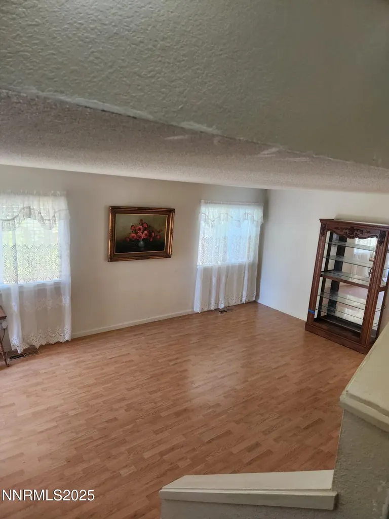 7663 Crystal Shores Reno NV 89506