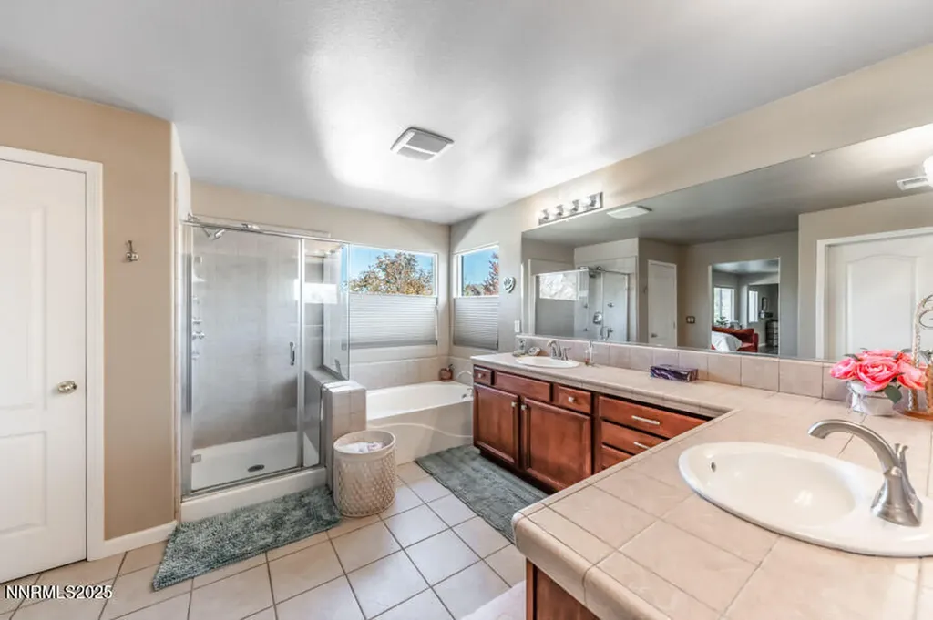 10841 Crooked Canyon Reno NV 89521
