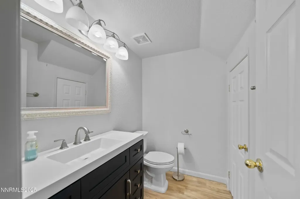 8451 Seal Beach Reno NV 89506