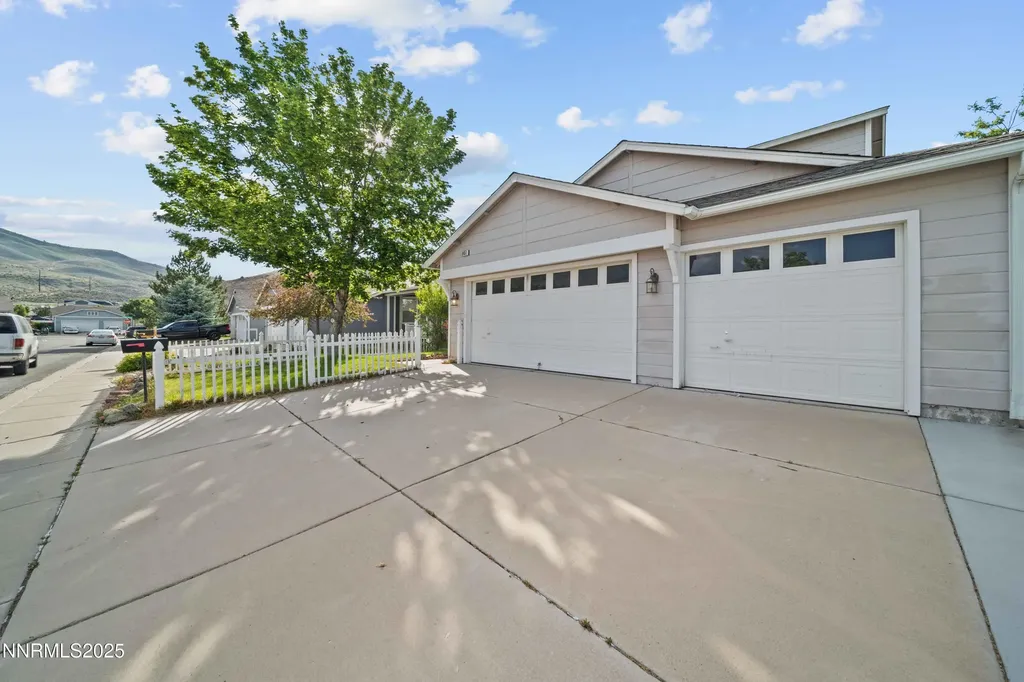 8451 Seal Beach Reno NV 89506